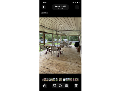 Mobile home with pole barn - photo 3