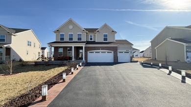 (private lake, pond, creek) Home For Sale in Plainfield Illinois