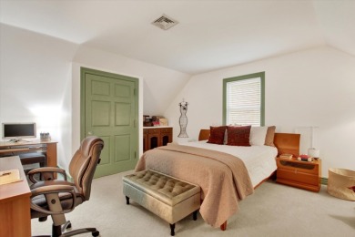 Exceptional home located in a private cul-de-sac! - photo 30