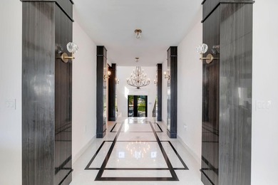 Discover a luxurious oceanfront haven on Duck Key, Florida - photo 28