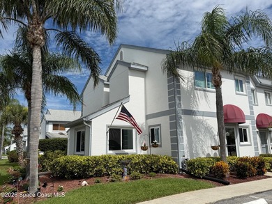 Beautifully updated 3-bedroom end-unit townhouse located in the - photo 4