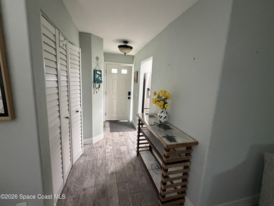 Beautifully updated 3-bedroom end-unit townhouse located in the - photo 5