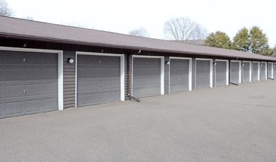Move right into this top-floor, one-level home offering - photo 22