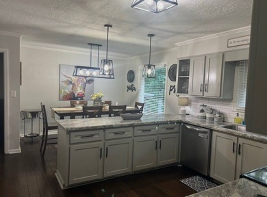 Welcome to the highly desirable Spring Valley community, where - photo 24
