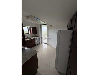 Beautiful 3-Bedroom Apartment with Park Views. This residence - photo 5