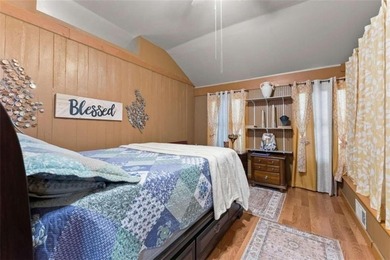 Charming Farmhouse on 1.18 Acres in Dahlonega! Fall in love with