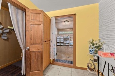 Charming Farmhouse on 1.18 Acres in Dahlonega! Fall in love with