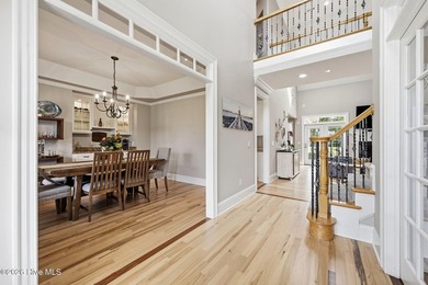 Welcome to 102 N. Stargazer Court -- where luxury, lifestyle - photo 5