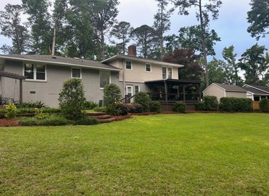 Welcome to the highly desirable Spring Valley community, where - photo 49