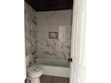 Calling all investors and handy homeowners! This 3bedroom, 1 - photo 4