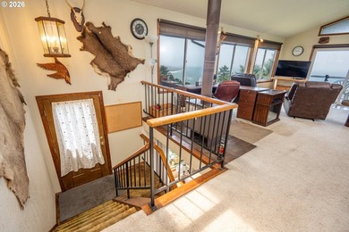 Perched high above the Pacific with jaw dropping views of iconic - photo 4