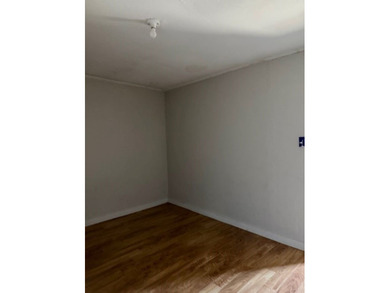 Calling all investors and handy homeowners! This 3bedroom, 1 - photo 8