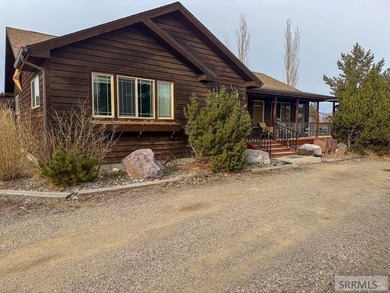 Back on the market at no fault to the seller. This comfortable 1 - photo 4
