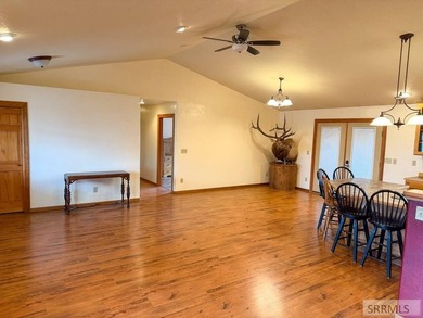 Back on the market at no fault to the seller. This comfortable 1 - photo 10