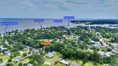 Charming ranch-style home conveniently located in the heart of - photo 2