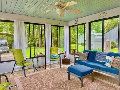 Charming ranch-style home conveniently located in the heart of - photo 9