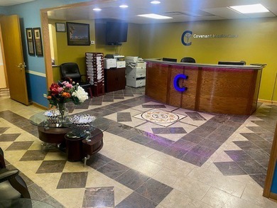 Versatile 6,400 square foot commercial building offering