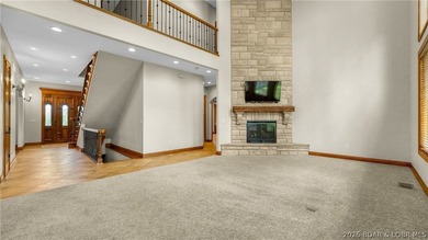 Exceptional custom-built home offering nearly 6,000 sq ft of - photo 11