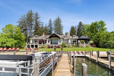 Nestled in sought-after Huddle Bay, this exceptional Bolton - photo 11