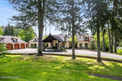 Nestled in sought-after Huddle Bay, this exceptional Bolton - photo 13