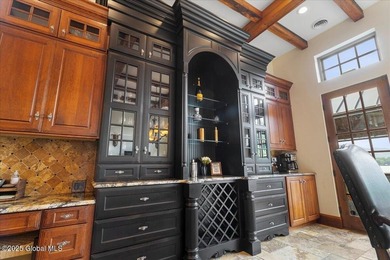 Nestled in sought-after Huddle Bay, this exceptional Bolton - photo 18