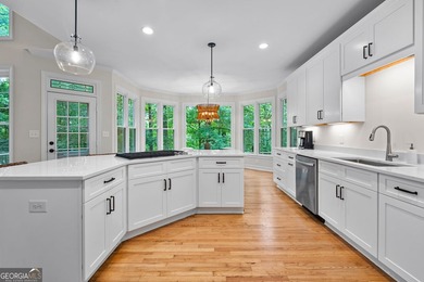 *** MUST SEE *** Lakefront Luxury on Lake Kedron - Completely - photo 19