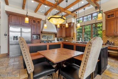 Nestled in sought-after Huddle Bay, this exceptional Bolton - photo 21