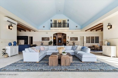 Nestled in sought-after Huddle Bay, this exceptional Bolton - photo 26