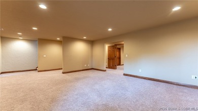 Exceptional custom-built home offering nearly 6,000 sq ft of - photo 32