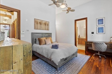 Nestled in sought-after Huddle Bay, this exceptional Bolton - photo 33