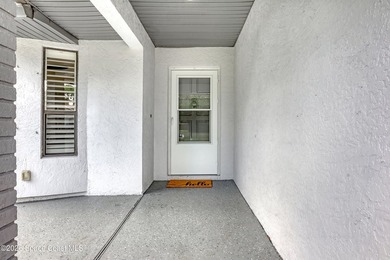 Completely remodeled 4 bedroom home located in desirable Lockmar - photo 4