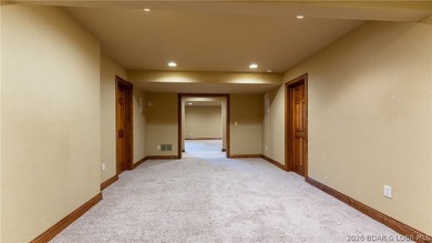 Exceptional custom-built home offering nearly 6,000 sq ft of - photo 35