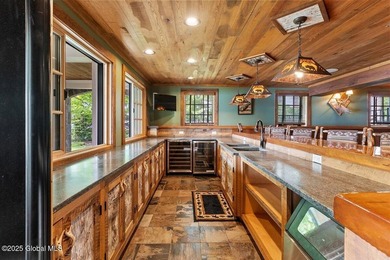 Nestled in sought-after Huddle Bay, this exceptional Bolton - photo 40