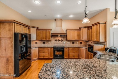 Welcome to Kahite, one of Tellico Village's most sought-after - photo 15