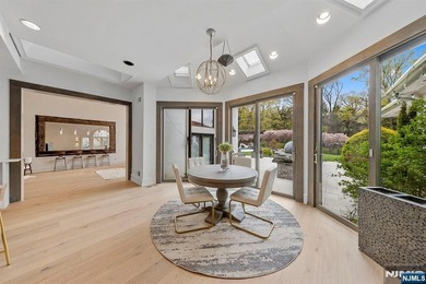 For more info. *Also available immediately for rent, furnished* - photo 17