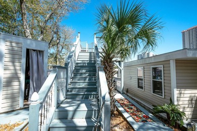 Coastal getaway with character located in a campground community - photo 28