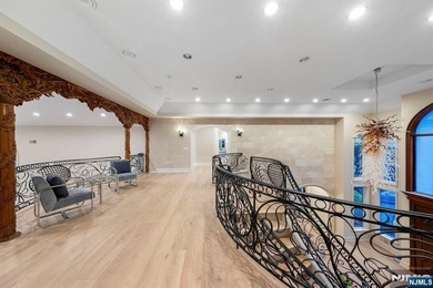 For more info. *Also available immediately for rent, furnished* - photo 31