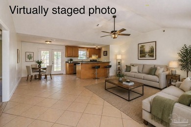 Located on a quiet cul-de-sac in sought-after Gulf Breeze, this - photo 2