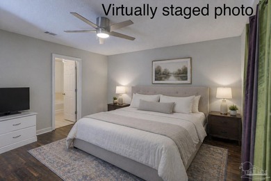 Located on a quiet cul-de-sac in sought-after Gulf Breeze, this - photo 3