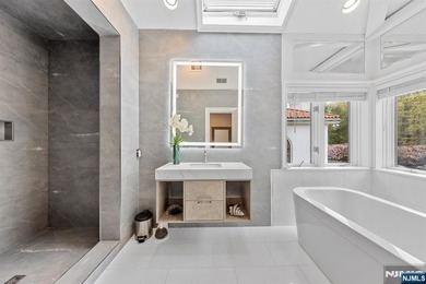 For more info. *Also available immediately for rent, furnished* - photo 36