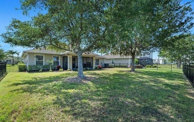 New Price! Lakefront living with privacy and beautiful breezes - photo 43