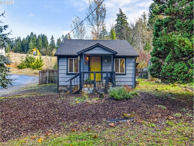 Columbia River - Hood County Home For Sale in Cascadelocks Oregon