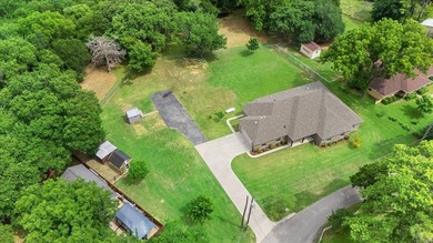 Rare opportunity to enjoy lakefront-adjacent living on a - photo 2