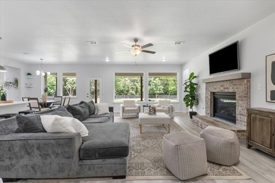 Rare opportunity to enjoy lakefront-adjacent living on a - photo 5