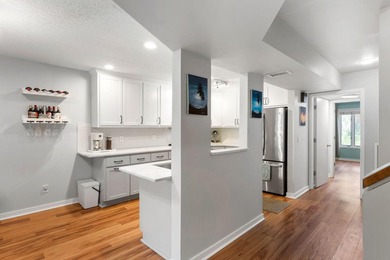It is rare to find three bedrooms with three full bathrooms in - photo 11
