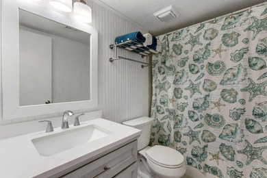 It is rare to find three bedrooms with three full bathrooms in - photo 24