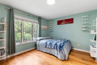 It is rare to find three bedrooms with three full bathrooms in - photo 25