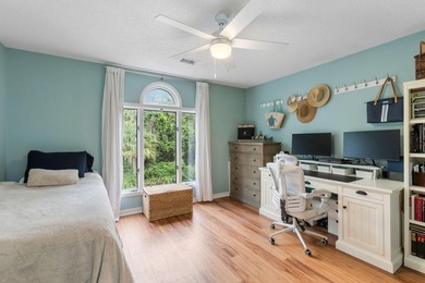 It is rare to find three bedrooms with three full bathrooms in - photo 27