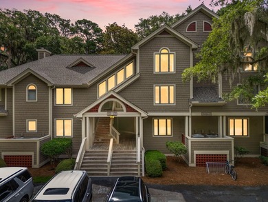 It is rare to find three bedrooms with three full bathrooms in - photo 36