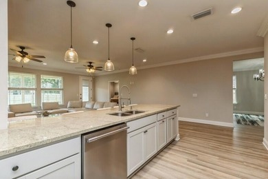 VA Assumable at 5%! seller offering $5,000 for concessions. Sod - photo 4